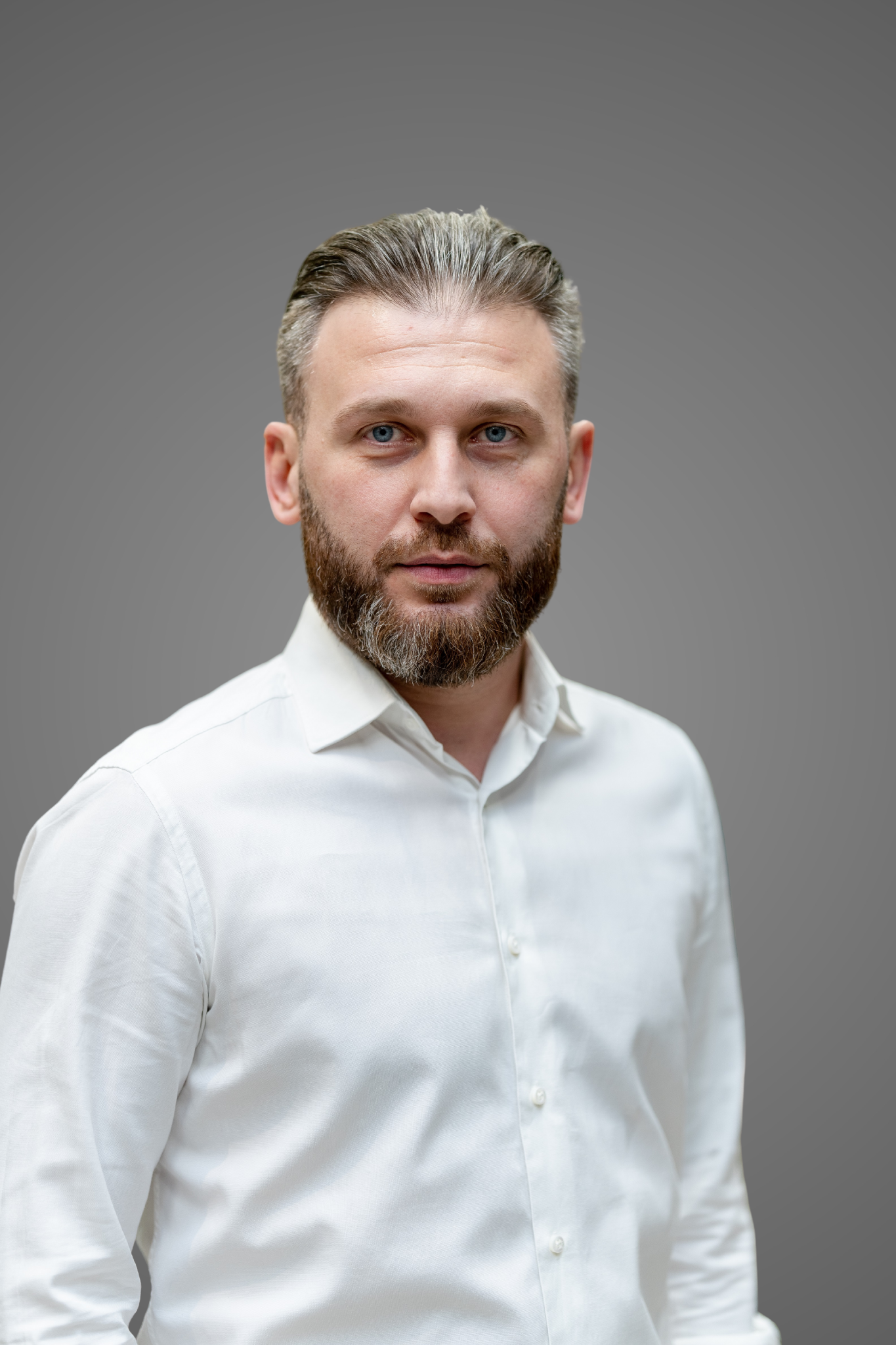 ვლად ბეჟაშვილი